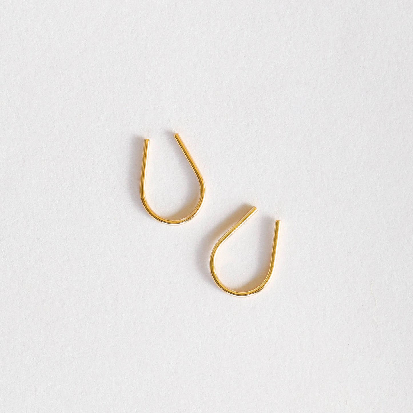 18kt gold vermeil Horseshoe Earrings