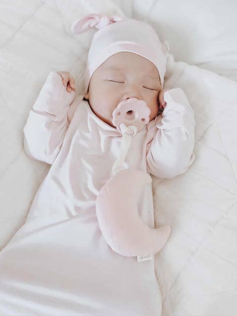 Bamboo Soft Pink Knotted Baby Gown &amp; Beanie