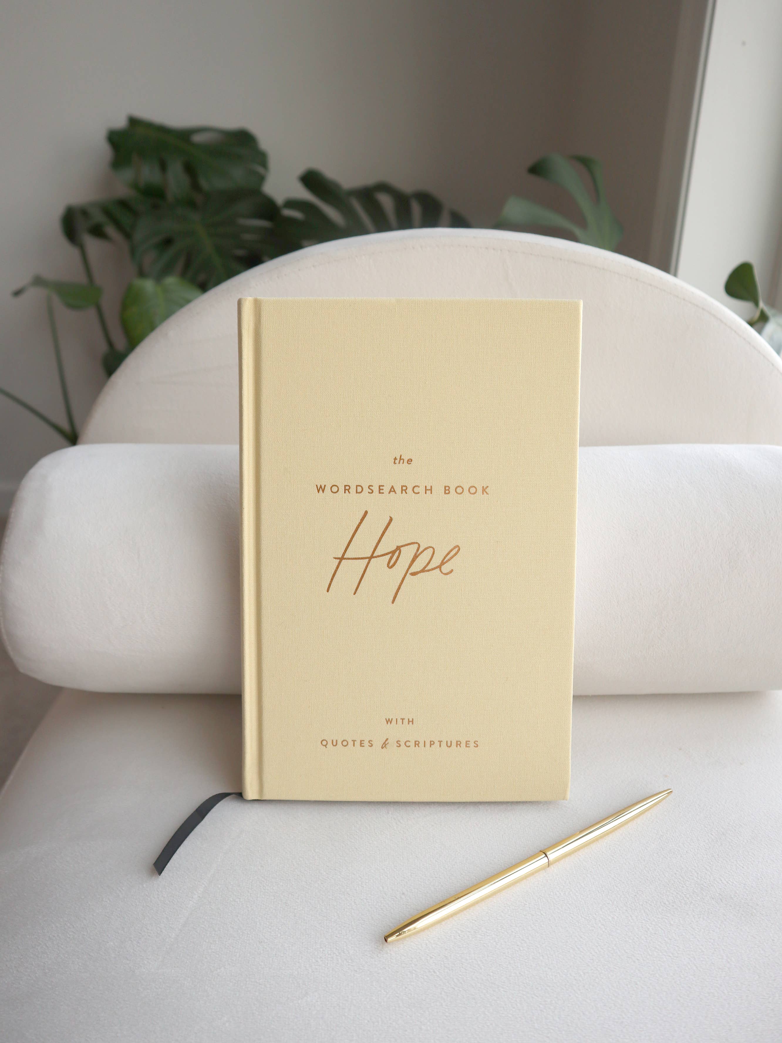 The Wordsearch Book: Hope