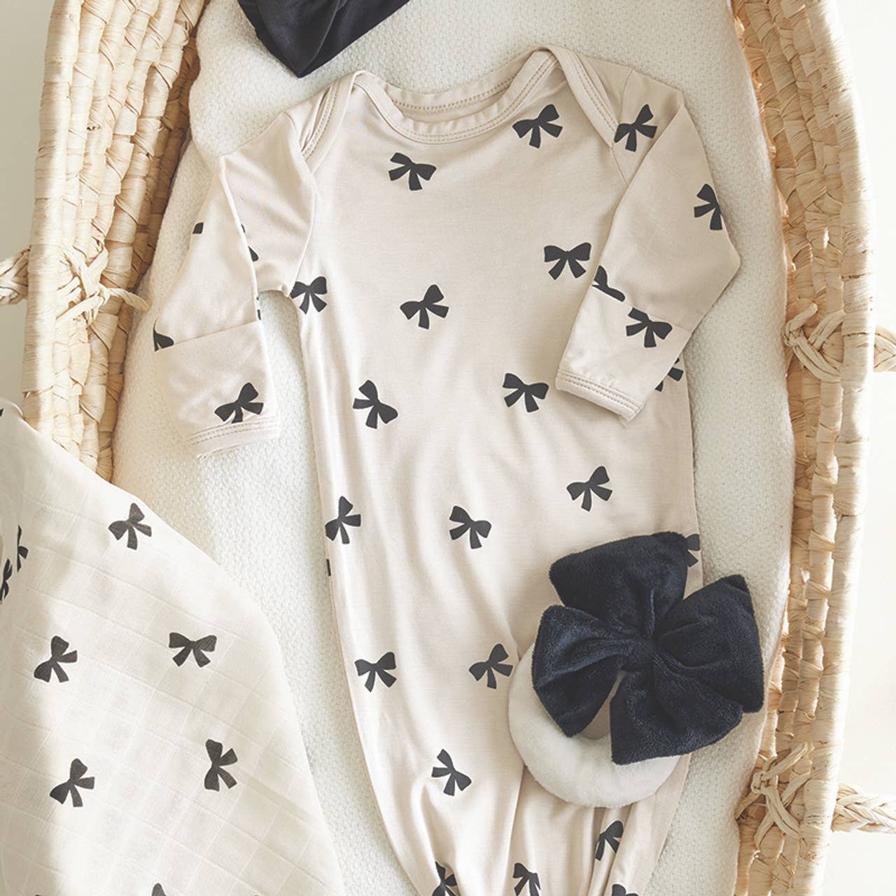 Black Bows Knotted Baby Gown