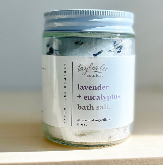 Lavender + Eucalyptus Polishing Bath Soak