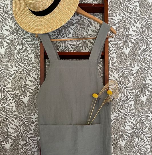 Cross Back Apron