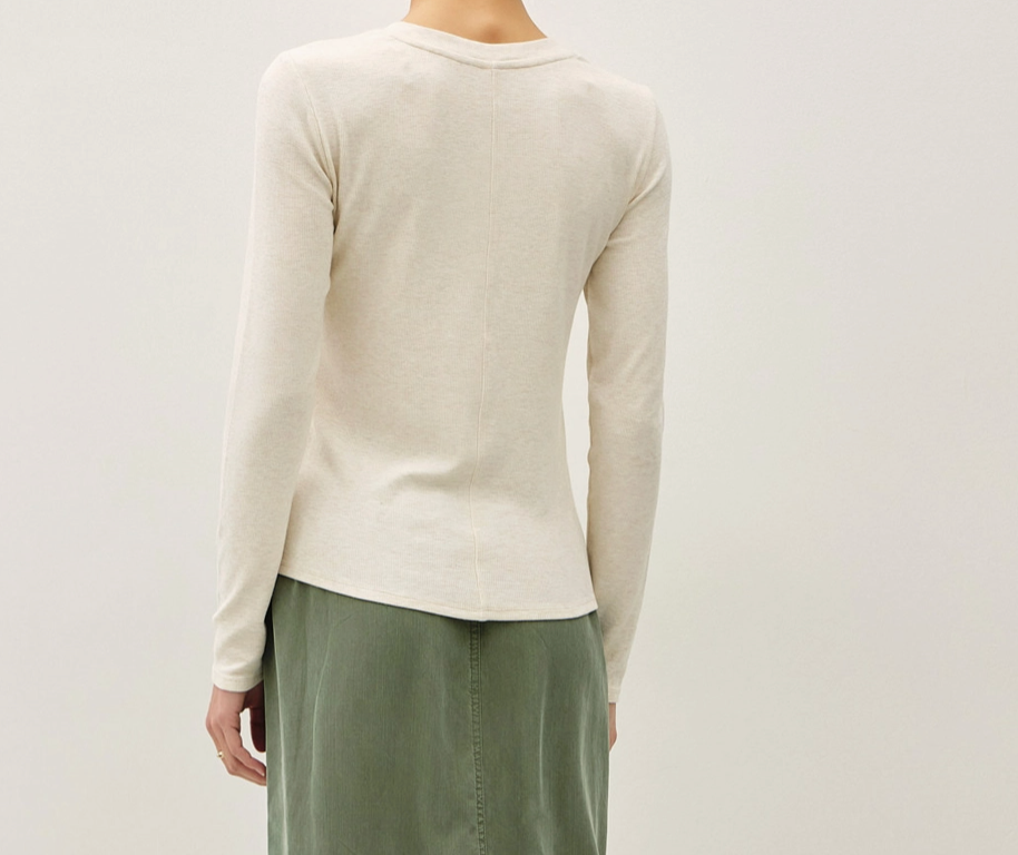 Classic Ribbed Henley Basic Top
