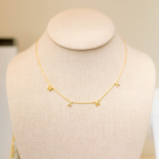Mama Necklace Gold
