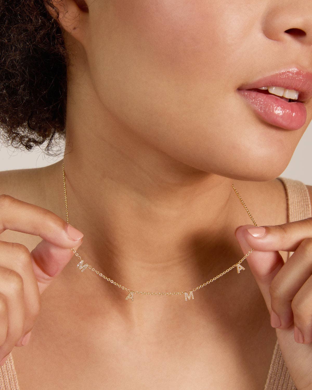 Mama Necklace Gold