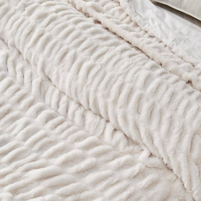 Soft &amp; Cozy Luxe Throw Blanket
