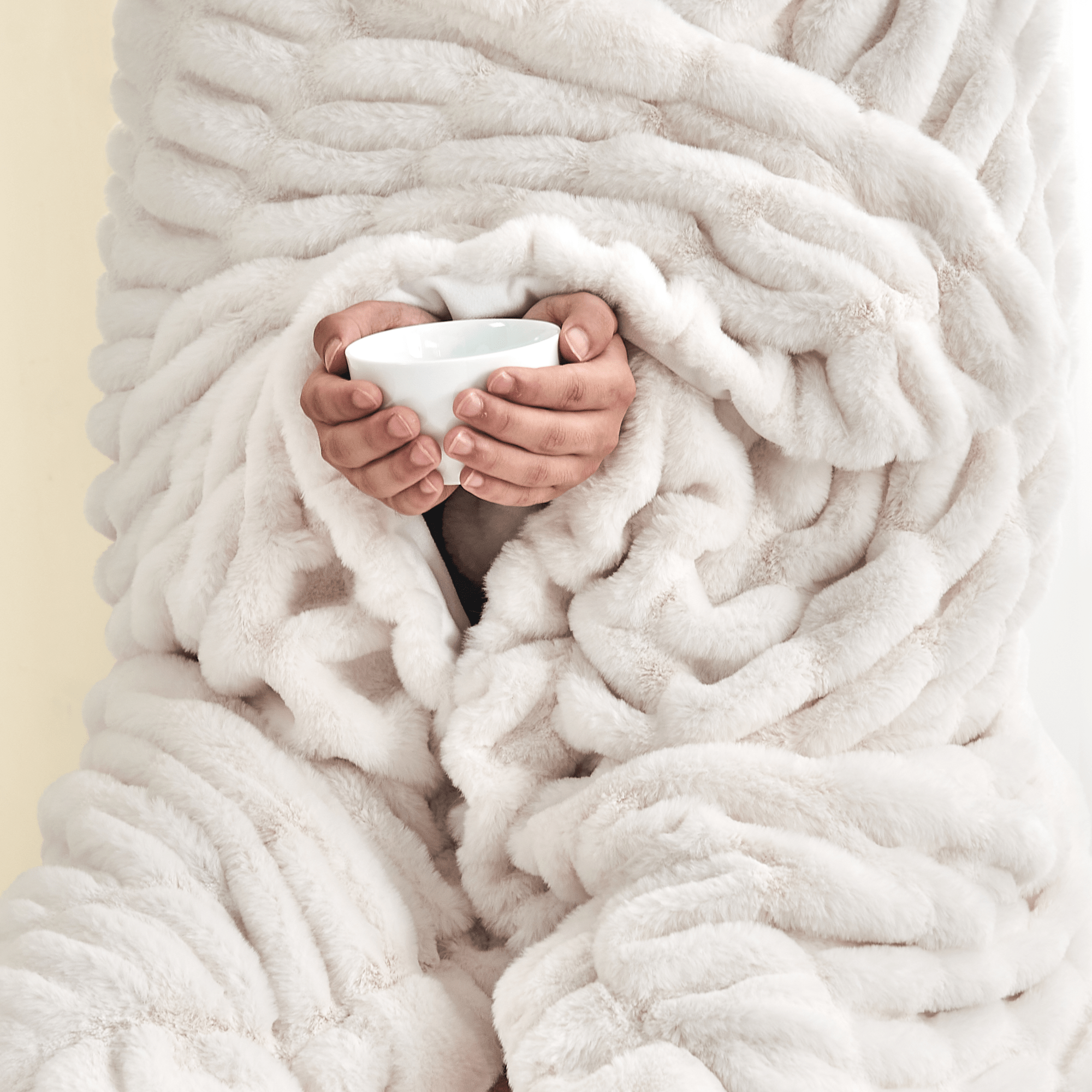 Soft &amp; Cozy Luxe Throw Blanket