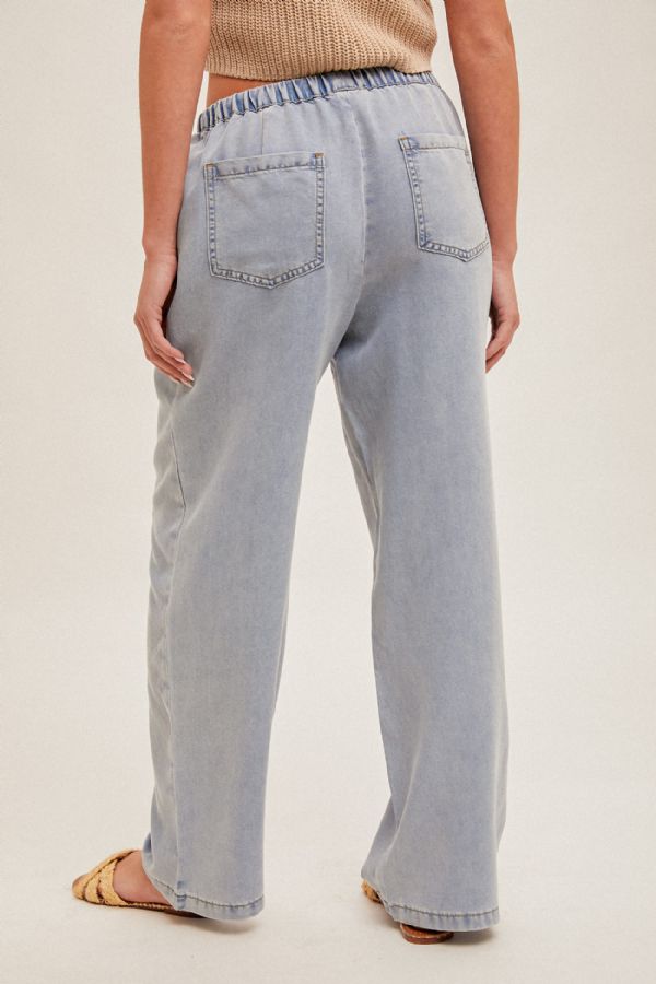 Flexible Fit Wide Leg Denim