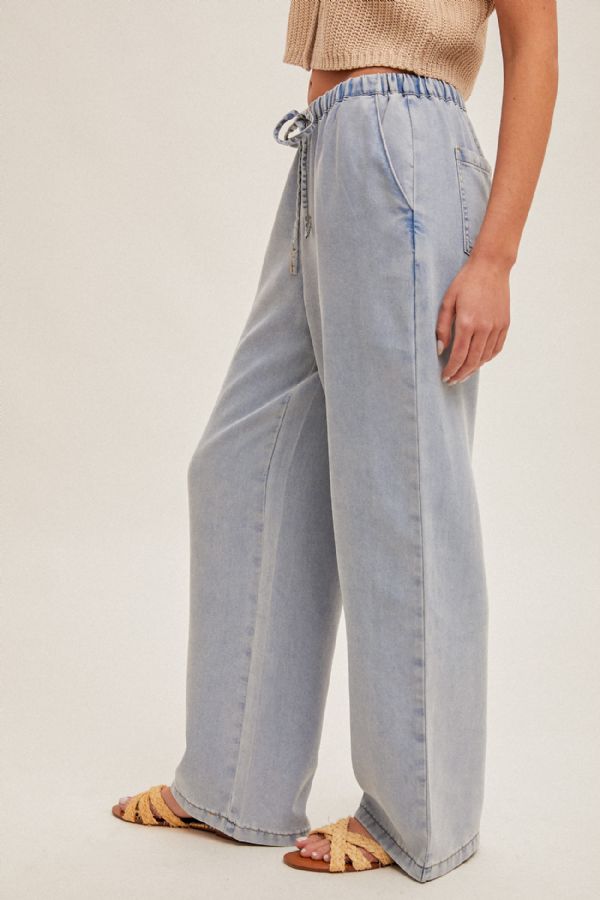 Flexible Fit Wide Leg Denim